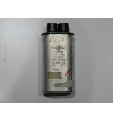 00612134 BOSCH HMT82M660/07 N°2 Condensateur 1.05µF 2100V Pour Four A Micro Ondes